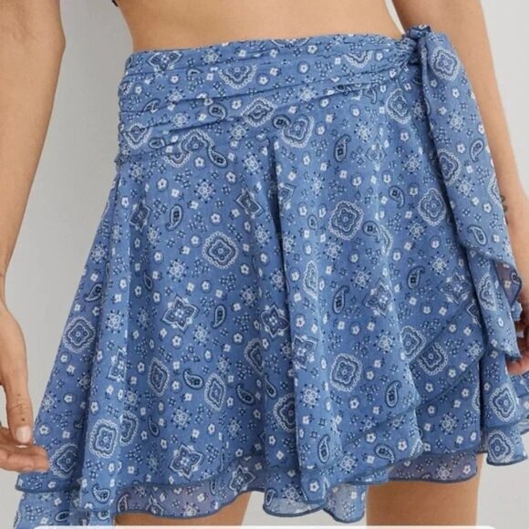 Aerie Women's Western Paisley Wrap Skirt Blue Chiffon Bandana Print Size Large - Picture 1 of 7